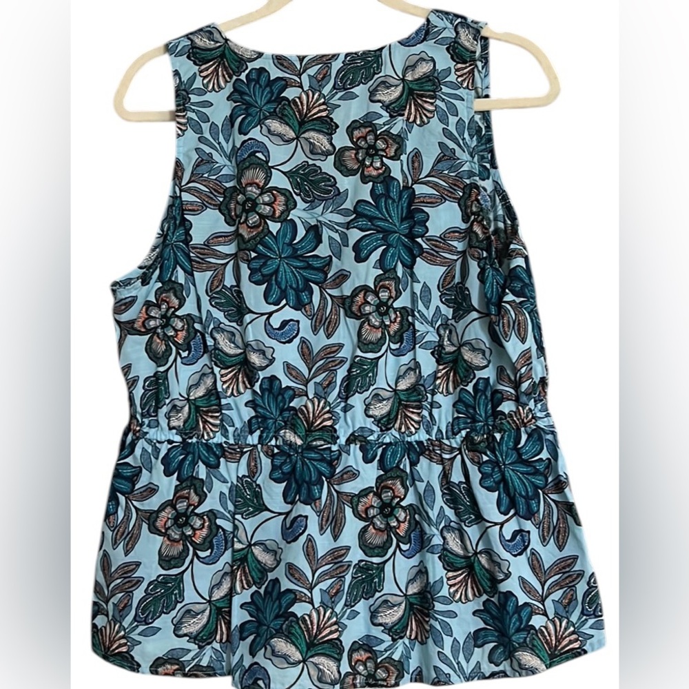 A.N.A Turquoise/Blue/Coral Floral Blend Sleeveless Babydoll Top, Large, EUC. - Picture 8 of 8